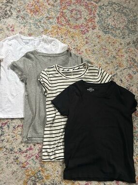 J.Crew Girlfriend Tee. Set of 4 XS